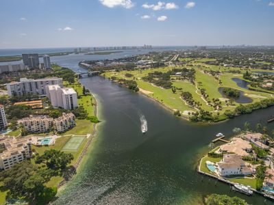 364 Golfview Road #405, North Palm Beach, FL, 33408