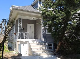 4832 W Warwick Ave FLOOR 1, Chicago, IL 60641