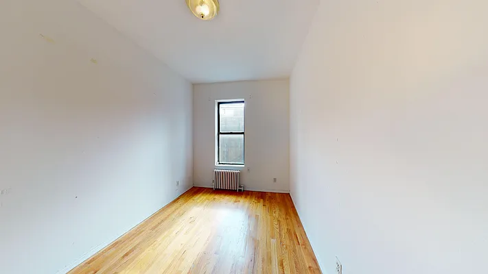 Rented by Bond New York | media 18