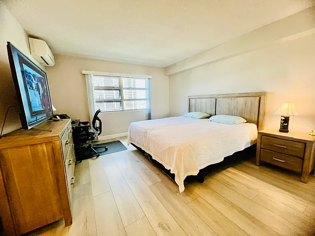 801 South St #1822 — Photo 7