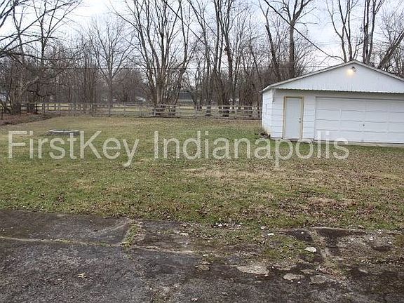 2nd image of 7935 Forest Park Dr