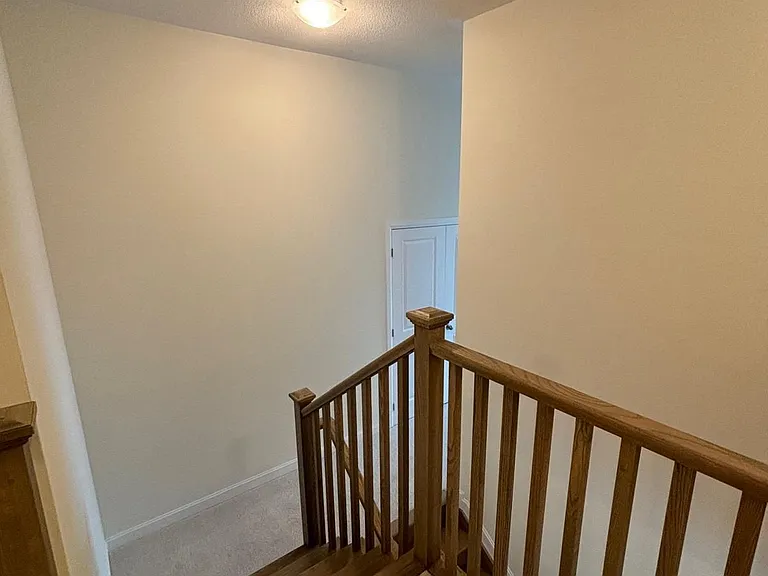 80 Oakmont Dr — Photo 34