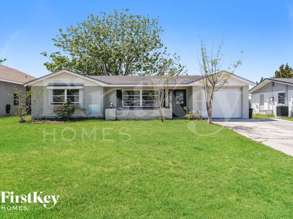 10905 Kingsbridge Rd, Port Richey, FL 34668