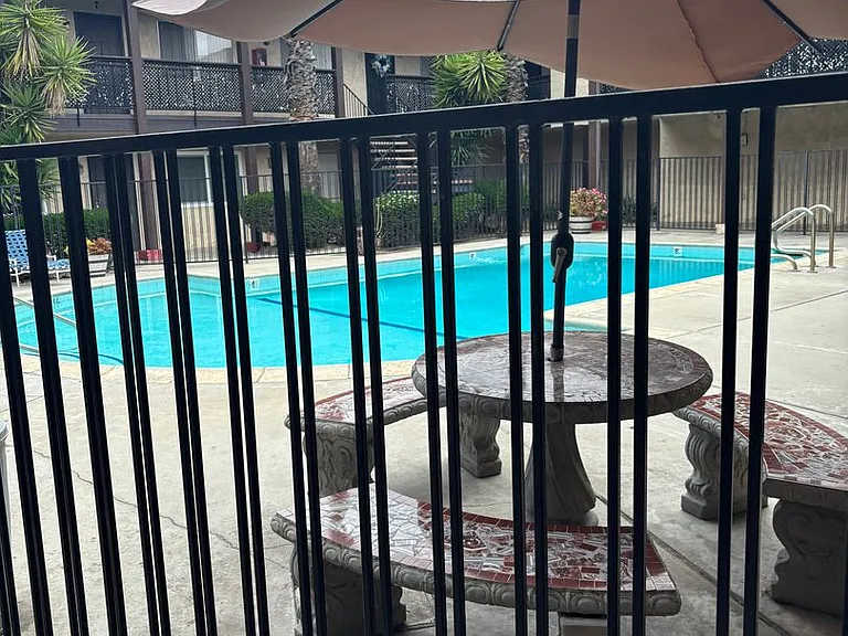 Glencrest Apartments — Photo 3