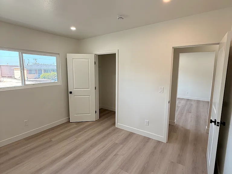 3445 Edgehill Dr #5 — Photo 7