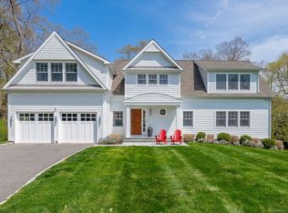 27 Richmond Dr, Darien, CT 06820