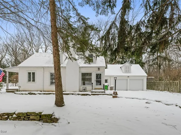 934 Stuart Dr, South Euclid, OH 44121