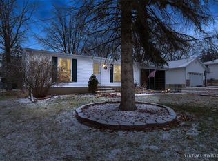 610 W Main St, Lisbon, IA 52253