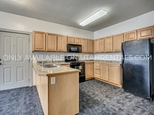 75 E 200 N #B-106, Provo, UT 84606