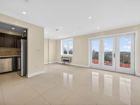 5th image of 6464 Wetherole St