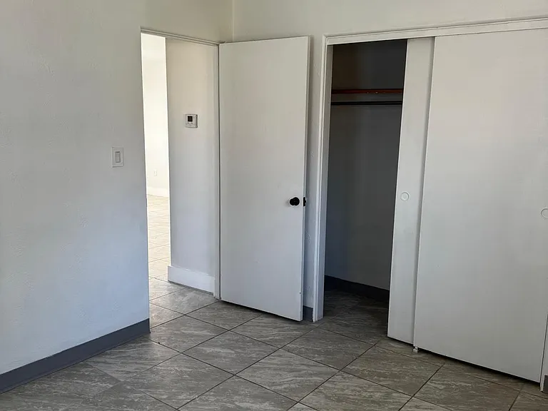 212 Dennis Ave — Photo 4