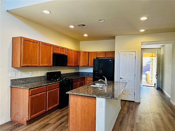 5th image of 10624 Tranquil Glade Ln