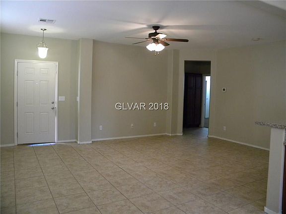 4th image of 1061 Aspen Cliff Dr
