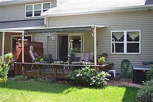 3rd image of 84 Old Mill Ln