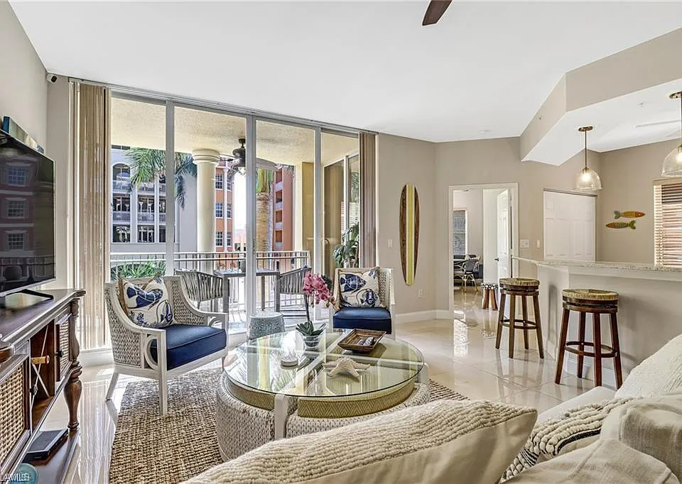 410 Bayfront Pl #2208