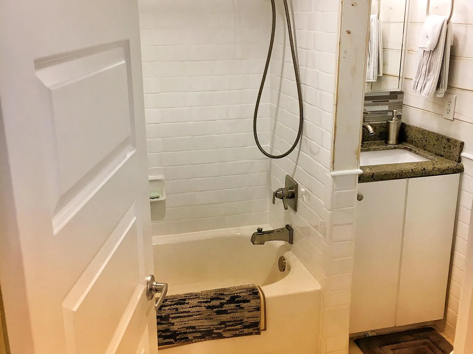 1 bed, 500 sqft, $1,250 — Photo 2