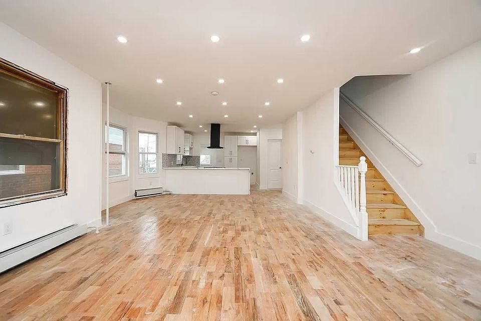 1st image of 4615 Avenue K #2