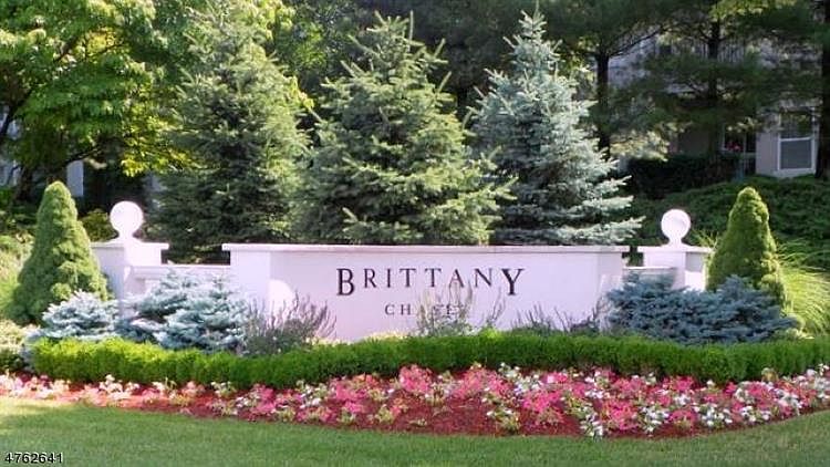 1st image of 1011 Brittany Dr Unit 1011