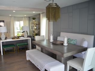 447 Vista Roma, Newport Beach, CA 92660