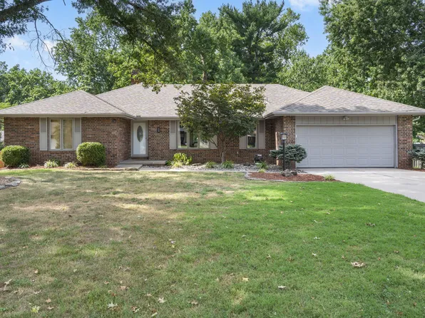 1880 E Cardinal Street, Springfield, MO 65804