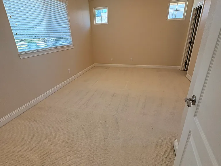 1729 Marich Way — Photo 15