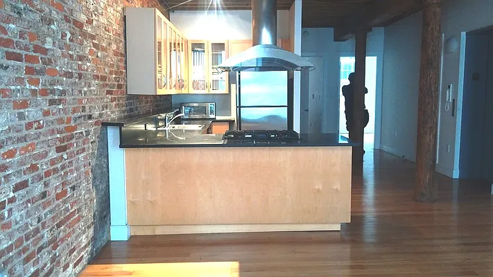 Rented by Historic Front Street Leasing | media 8