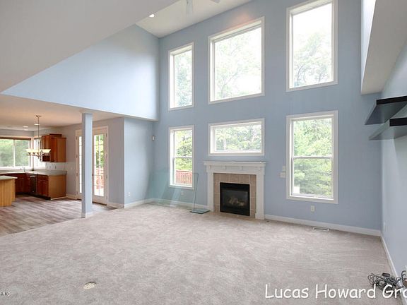 3rd image of 5443 Longwood Ct SE