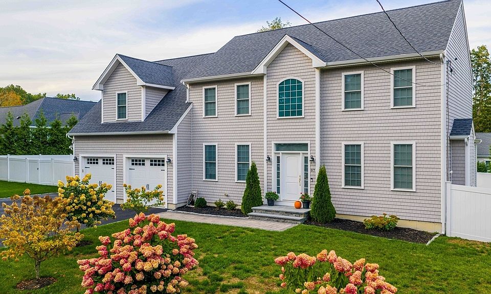 1st image of 87 Sol E Mar St