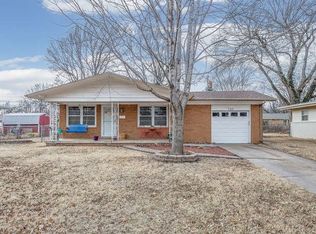 737 N Chipper Ln, Wichita, KS 67212