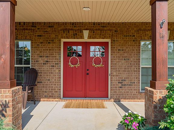 4th image of 1127 Rivercrest Dr