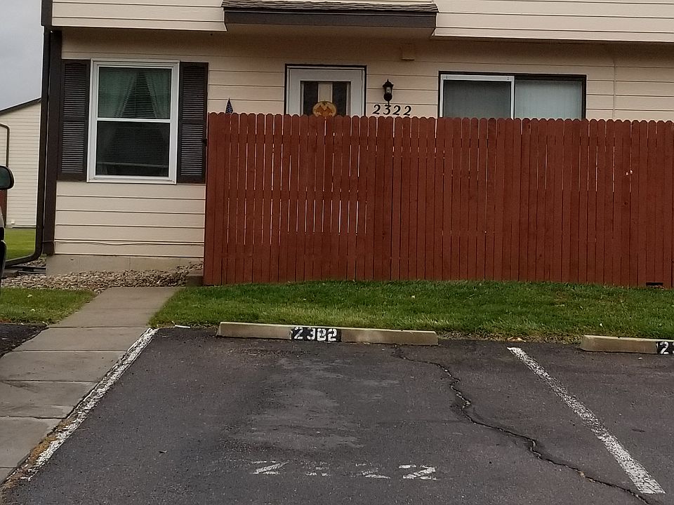 1st image of 2322 Lexington Village Ln