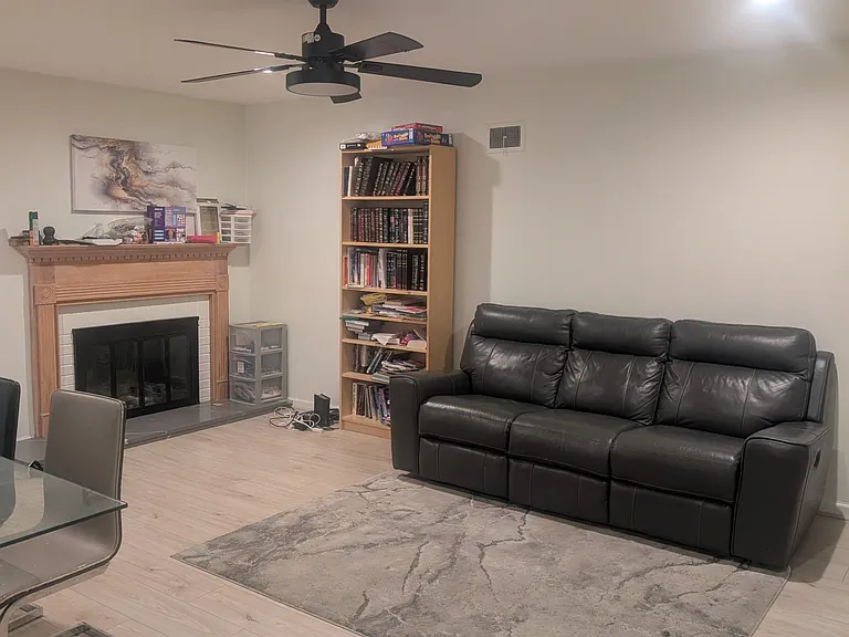 864 Greenshire Ct — Photo 7
