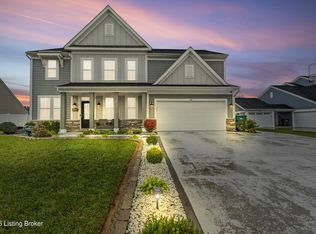 306 Bridlewood Dr, Shepherdsville, KY 40165