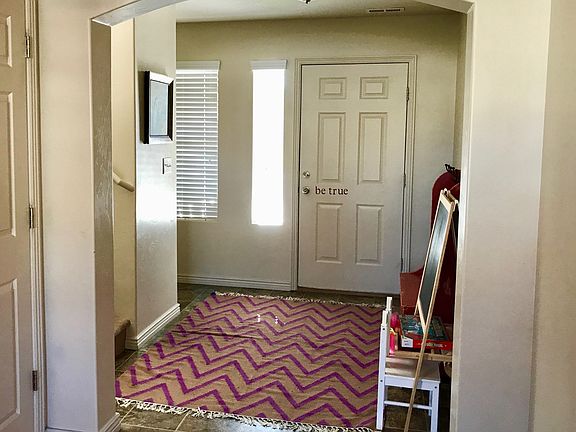 5th image of 763 E Sandhill Ct