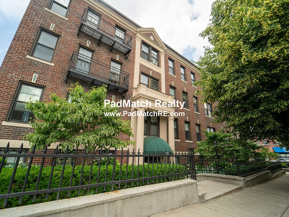 2nd image of 189 Chestnut Hill Ave APT 10