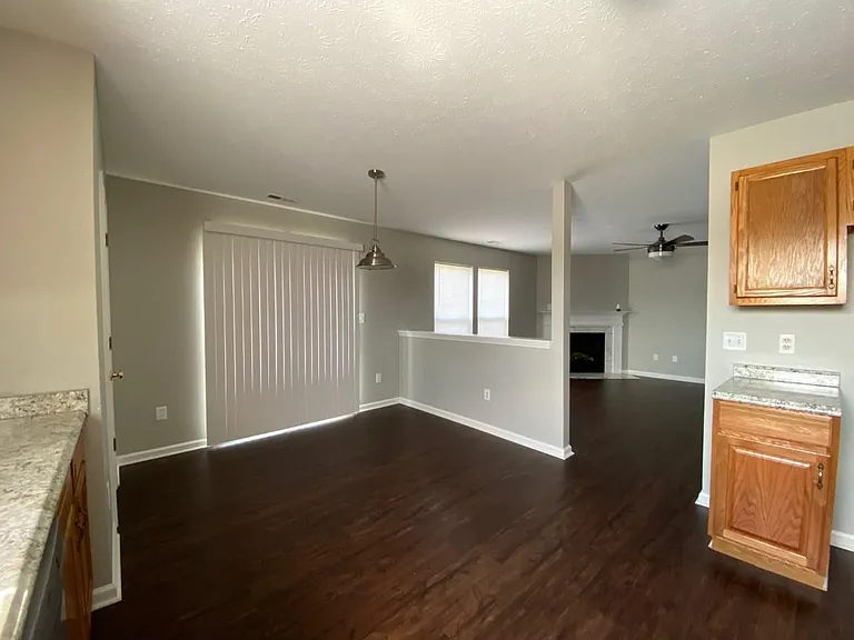 3396 Hopkins Dr — Photo 8