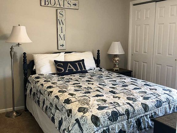 4th image of 354 43rd Pl APT 2E