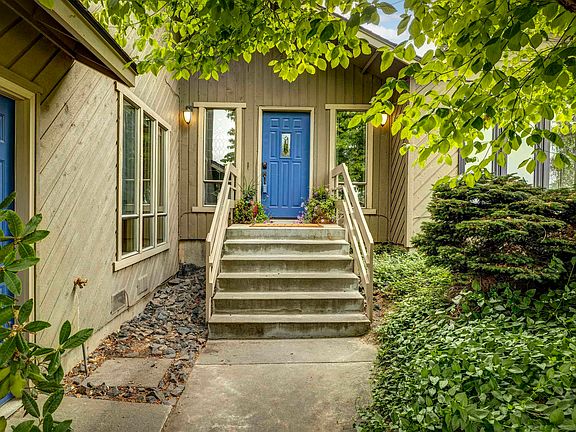 2nd image of 2507 Dawn Hill Ct