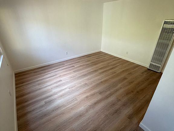 2nd image of 2320 Bonar St Unit A