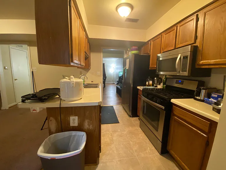 507 Randolph St — Photo 6