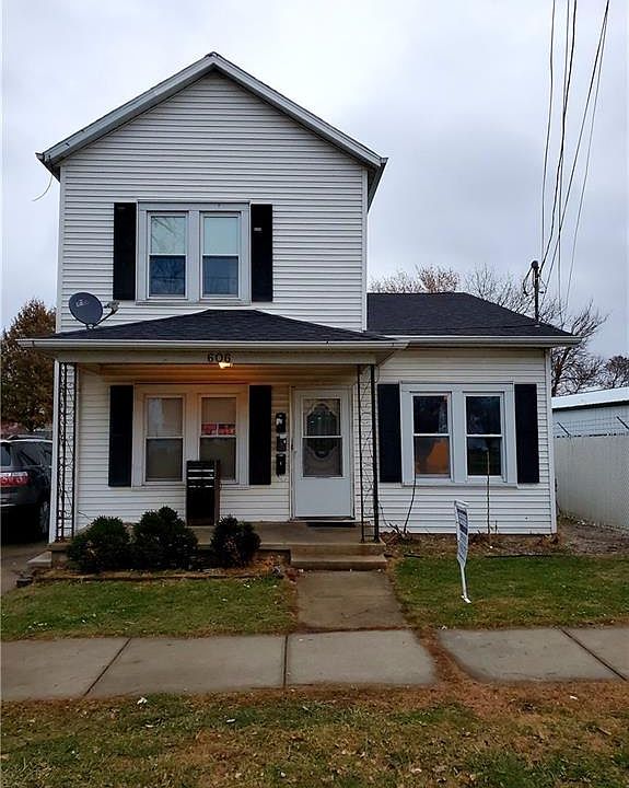 2nd image of 606 S Maple St