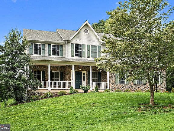 2nd image of 6127 Mint Springs Dr