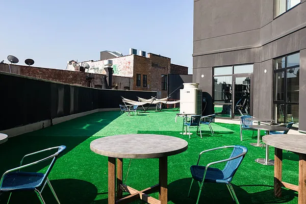 Rented by Nooklyn NYC LLC | media 23