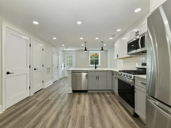 81 White St #1, Boston, MA 02128