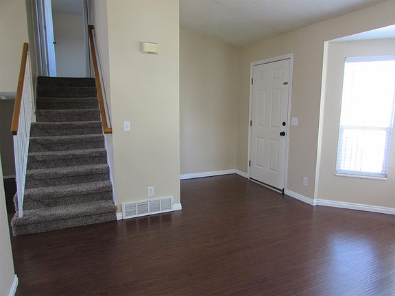 4th image of 1795 W Niles Ave