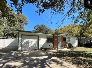 6421 Ava Court Dr, Fort Worth, TX 76112