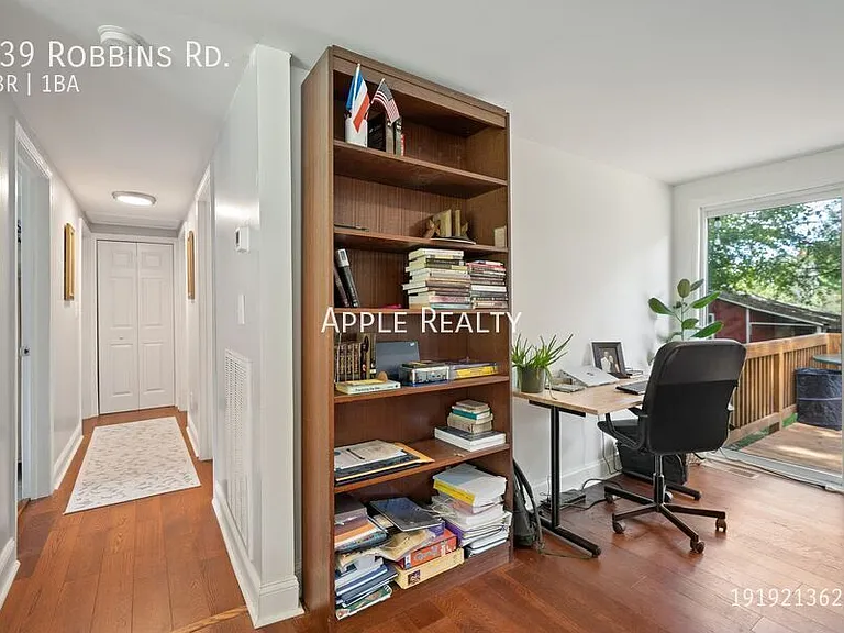 339 Robbins Rd — Photo 12