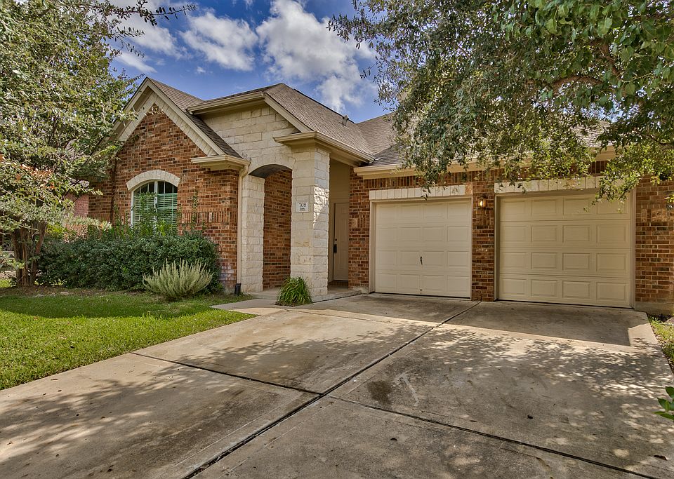 1st image of 708 Bent Wood Pl