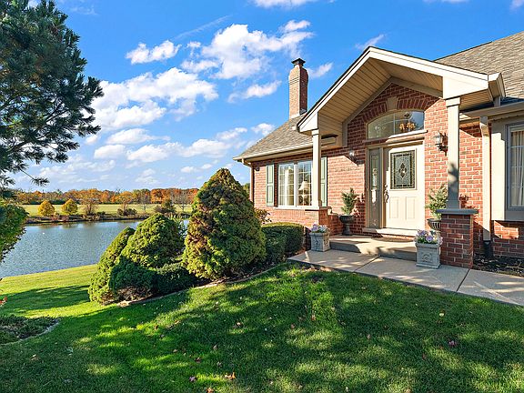 3rd image of 12637 Royal Gorge Ct