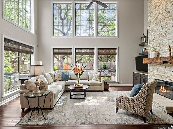 3rd image of 5 INWOOD KNL
